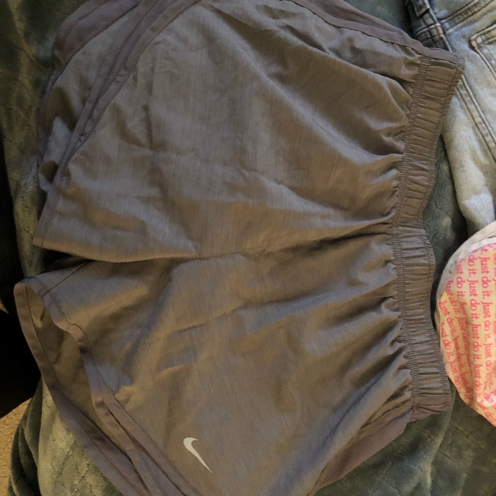 Women’s Nike shorts. Medium. $15 obo